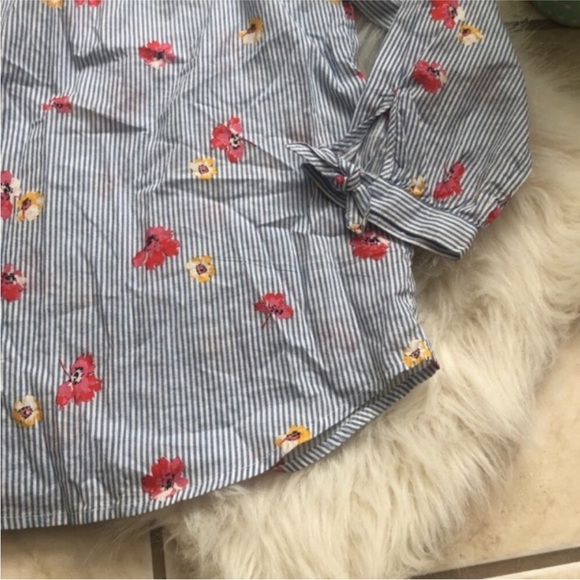 Old Navy Striped Blouse - Picture 2 of 5